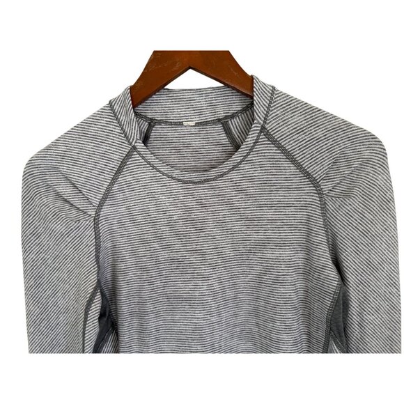 Lululemon Swiftly Tech Long Sleeve Crew Gray Stripe Womens Top Size 4 Lightweigh - Picture 3 of 7